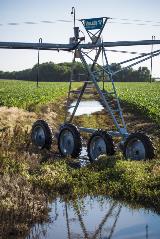 Valley 8000 series center pivot